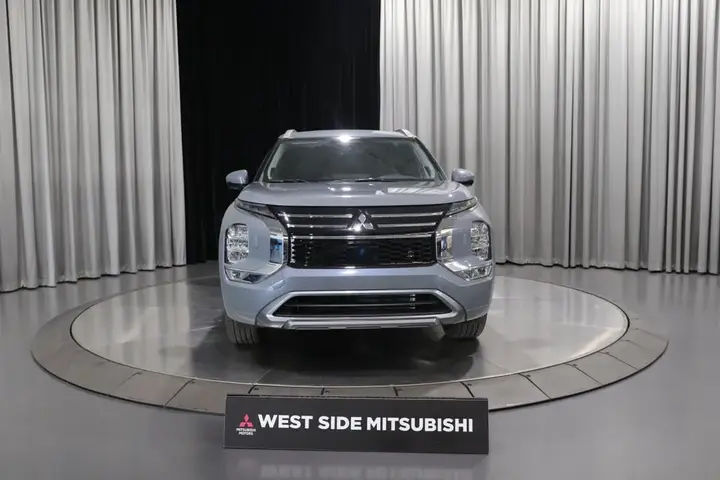 Mitsubishi Outlander 2026 photo 2
