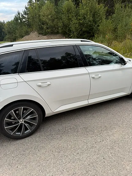 Skoda Superb 2016 photo 4