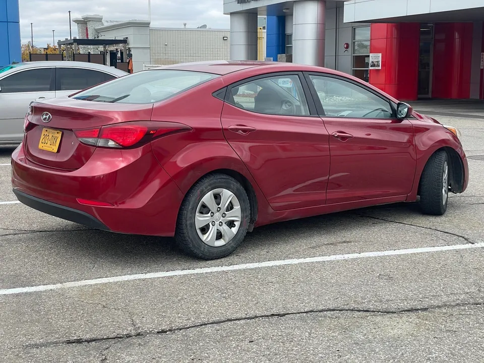 Hyundai Elantra 2016 photo 5