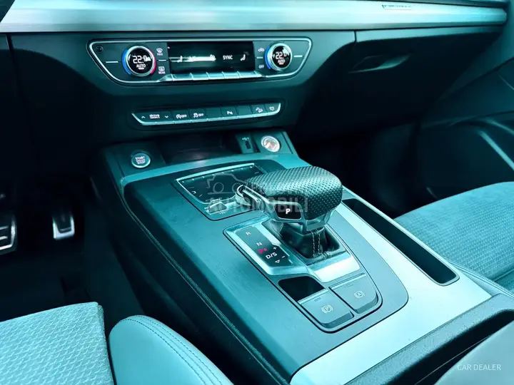 Audi Q5 2020 photo 5