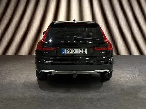 Volvo V90 Cross Country 2018 photo 5