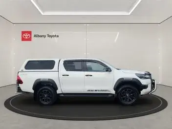 Toyota Hilux 2021 photo 3