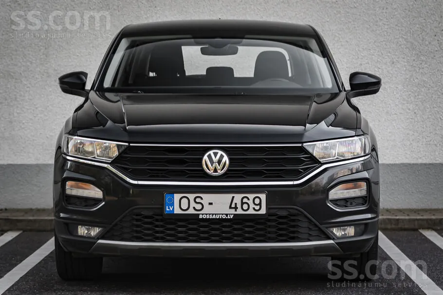 Volkswagen T-Roc 2020 photo 2