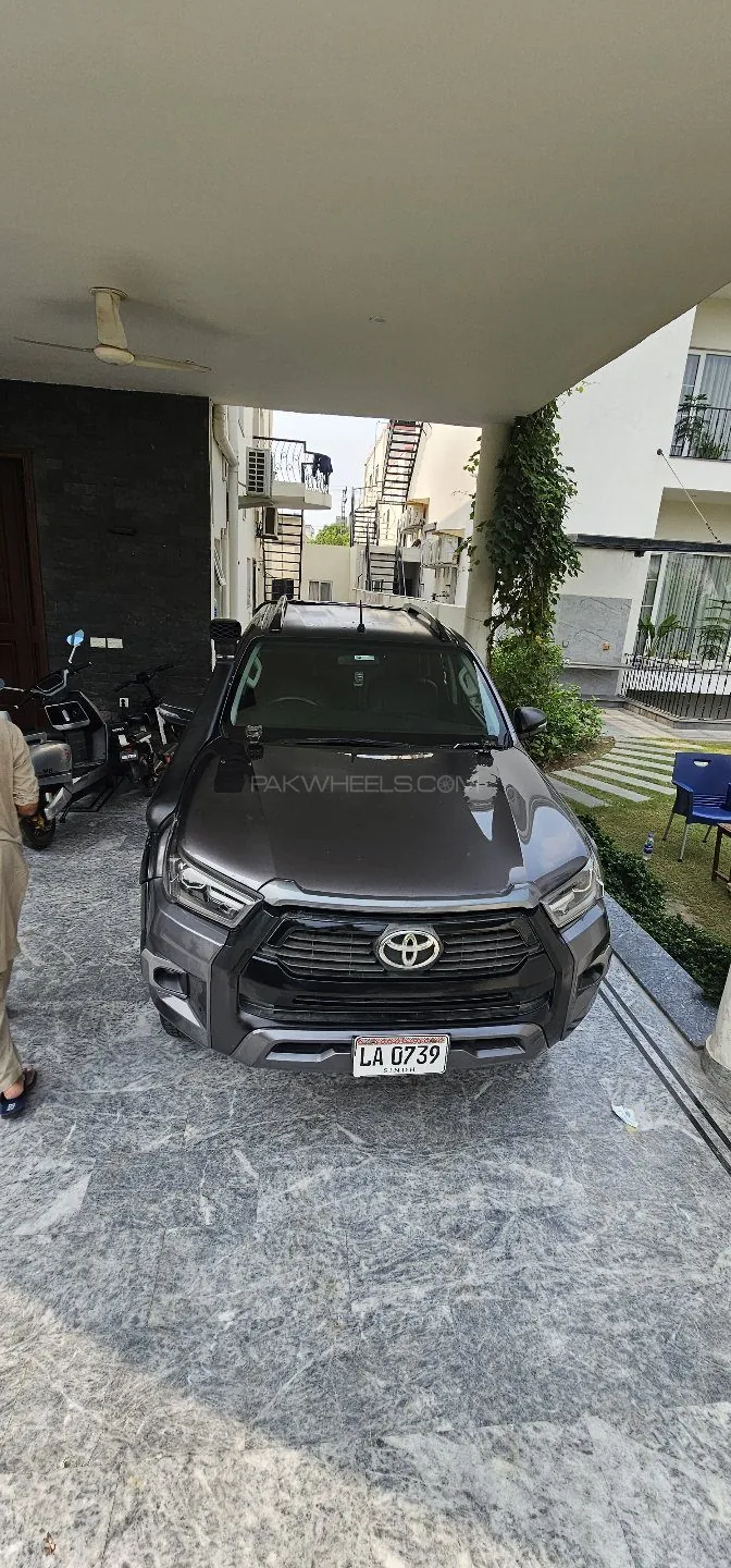 Toyota Hilux