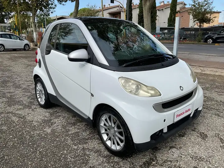 Smart Fortwo 2008 photo 3