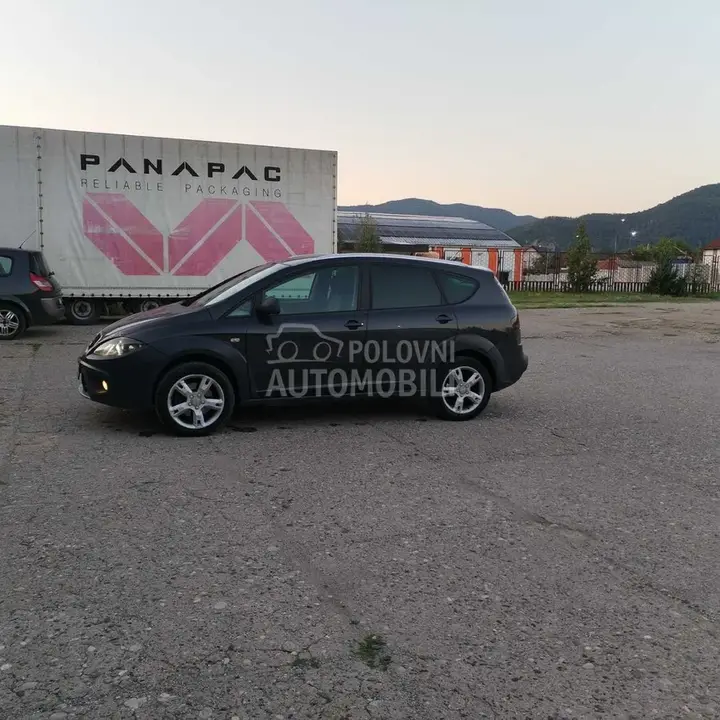 Seat Altea 2008 photo 2