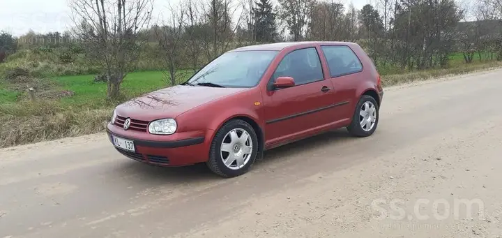 Volkswagen Golf 4