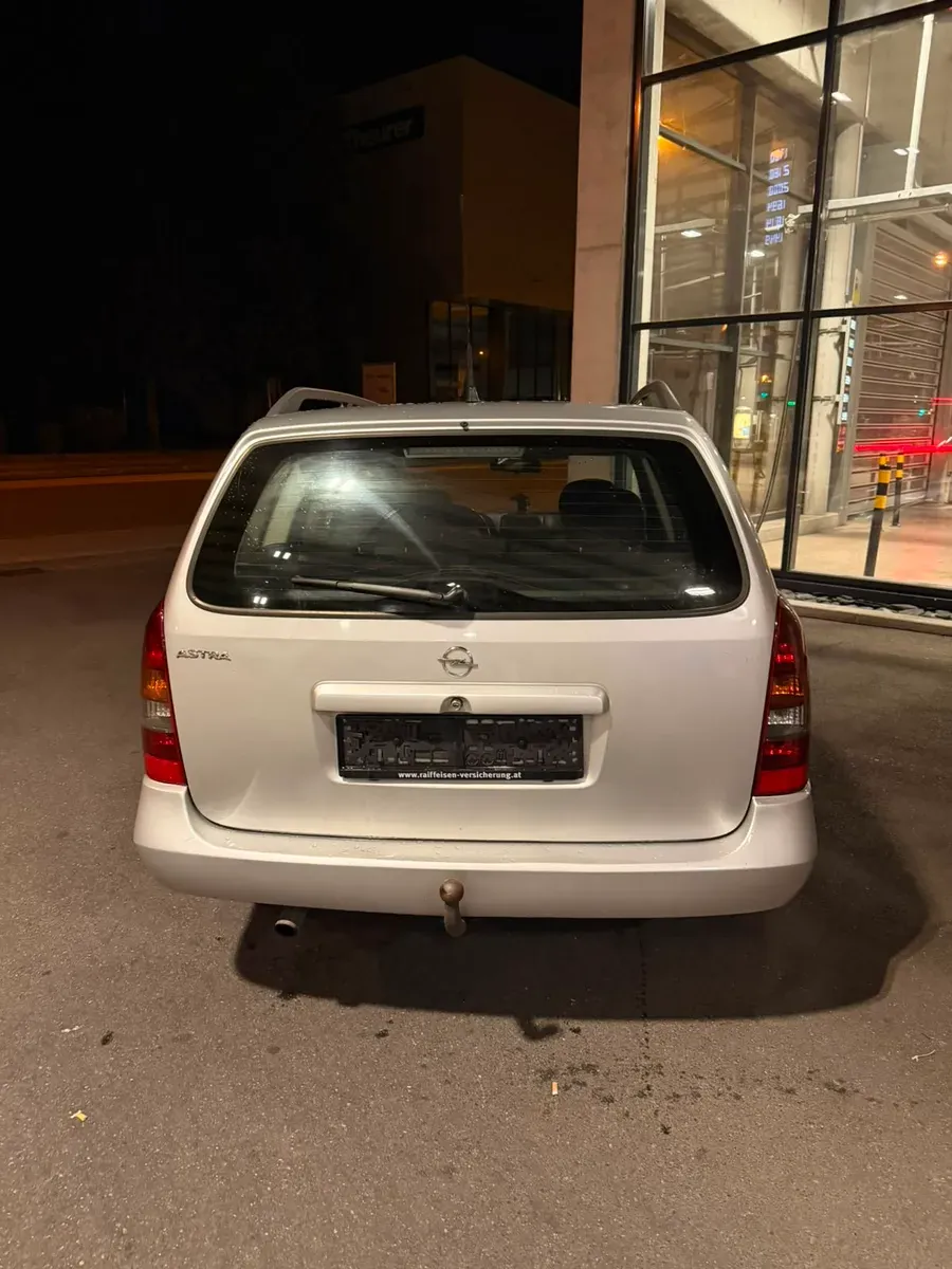 Opel Astra 2003 photo 2