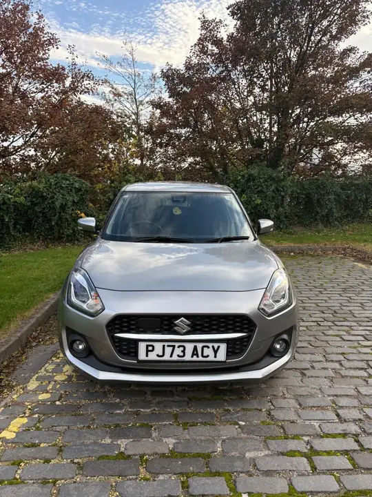 Suzuki Swift 2023 photo 3