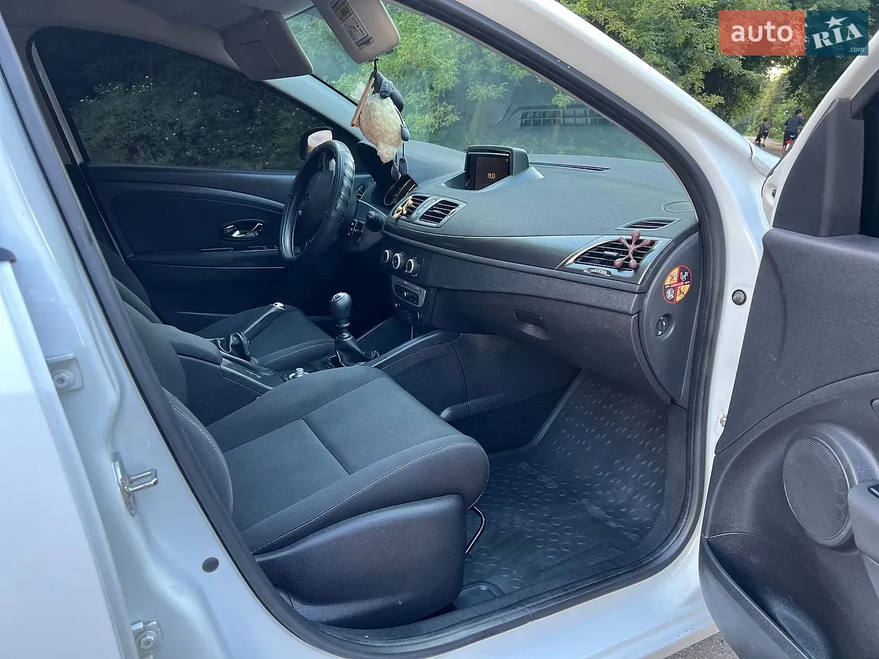 Renault Megane 2014 photo 3