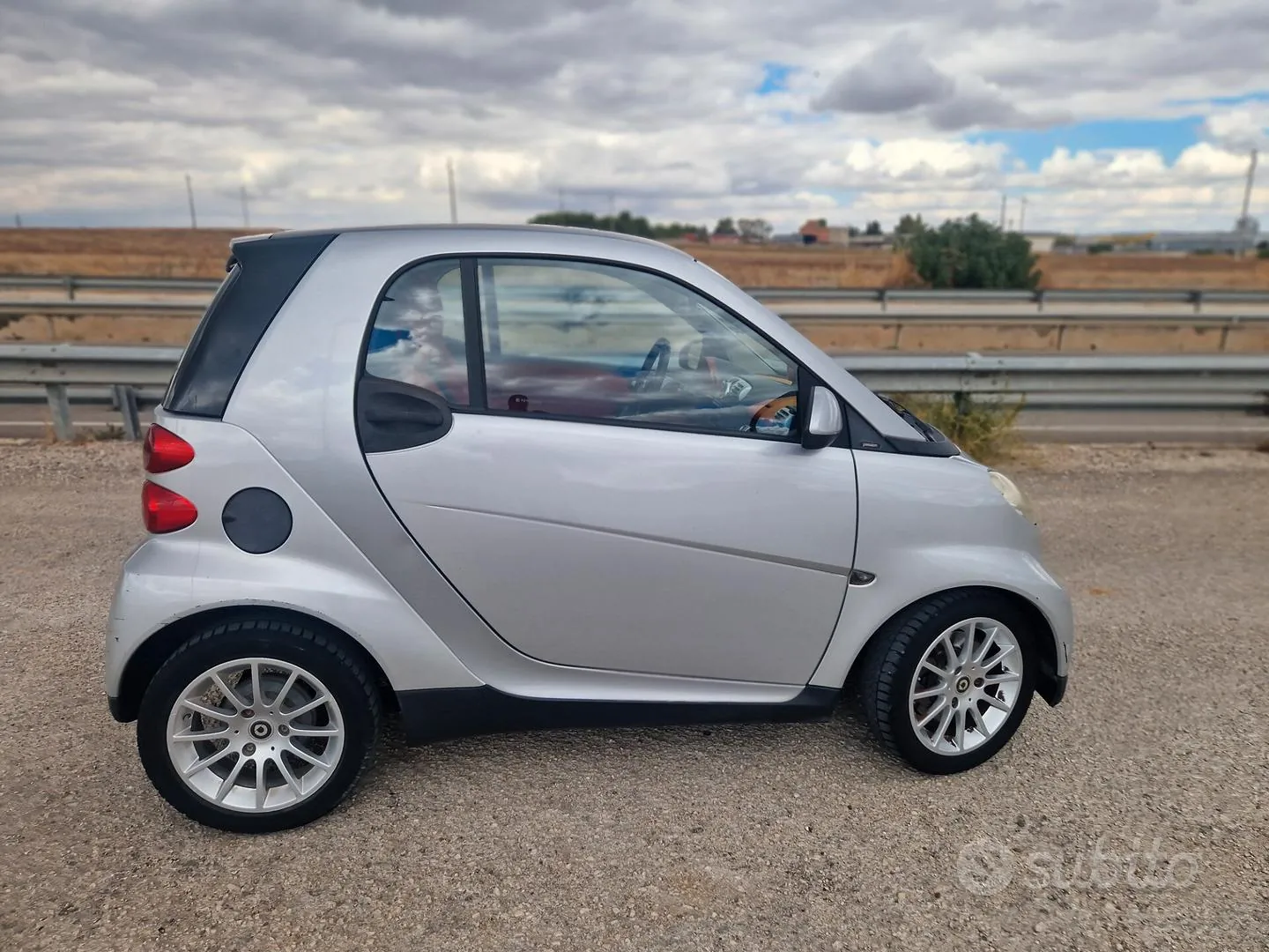 Smart Fortwo 2010 photo 3