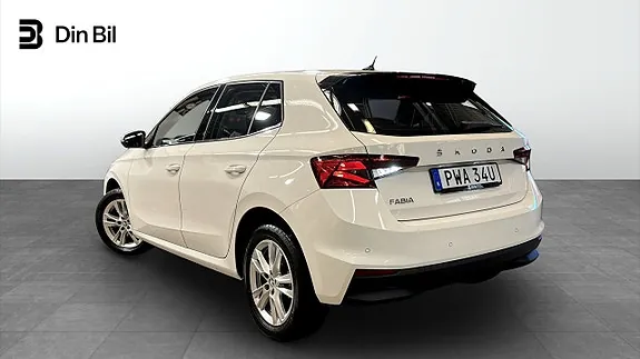 Skoda Fabia 2023 photo 3