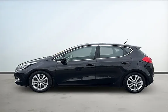 Kia Ceed 2013 photo 2