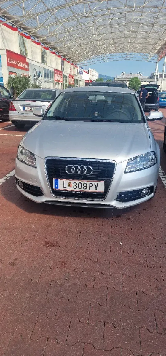 Audi A3 2011 photo 2