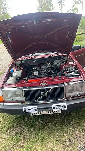 Volvo 244 1986 photo 2