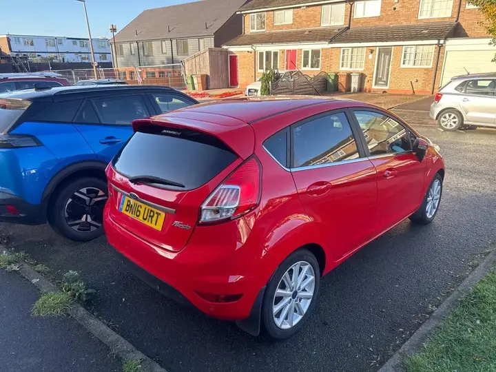 Ford Fiesta 2016 photo 4