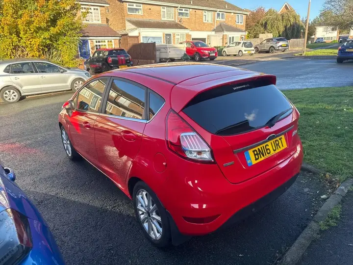 Ford Fiesta 2016 photo 5