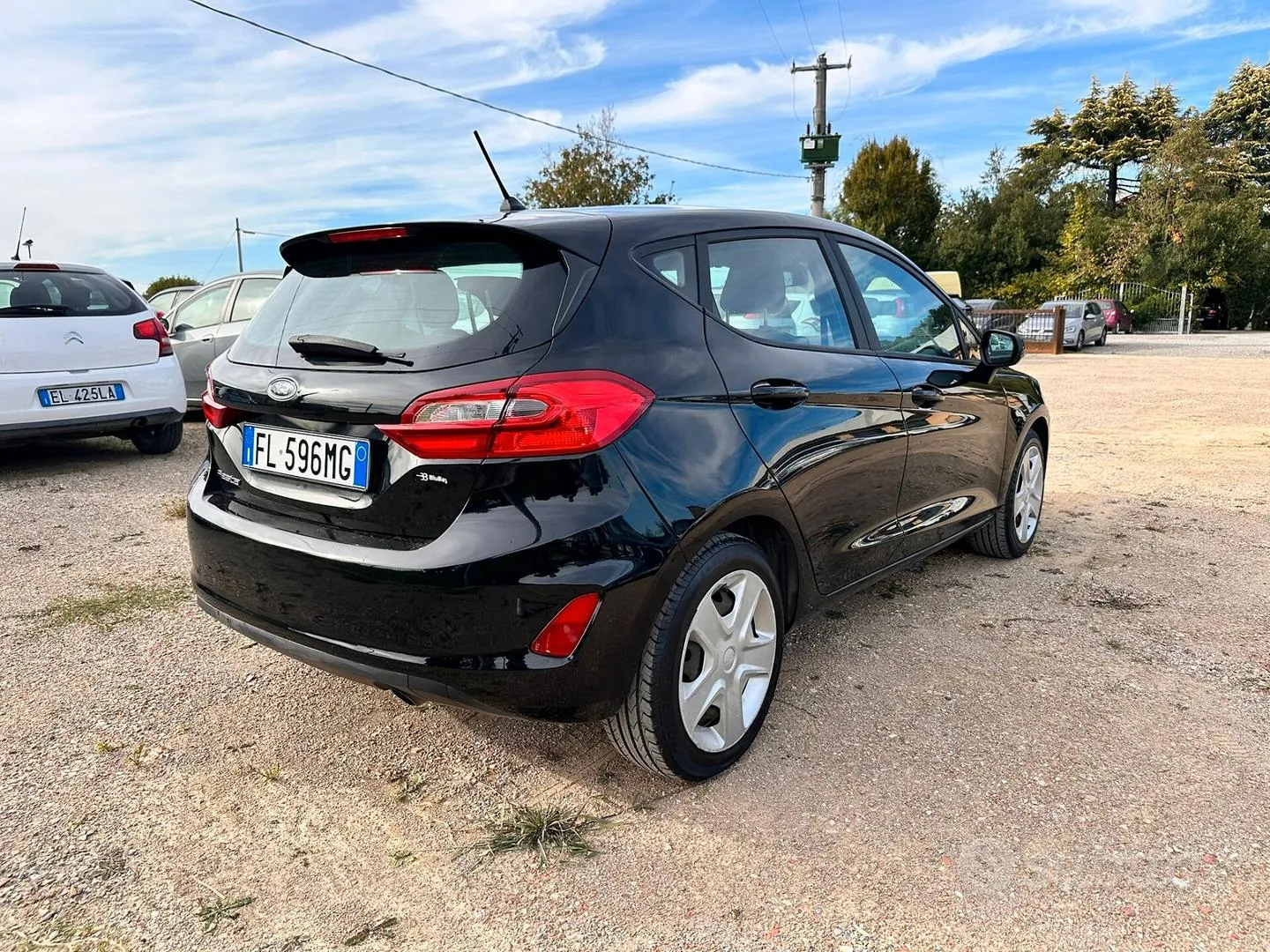 Ford Fiesta 2017 photo 2