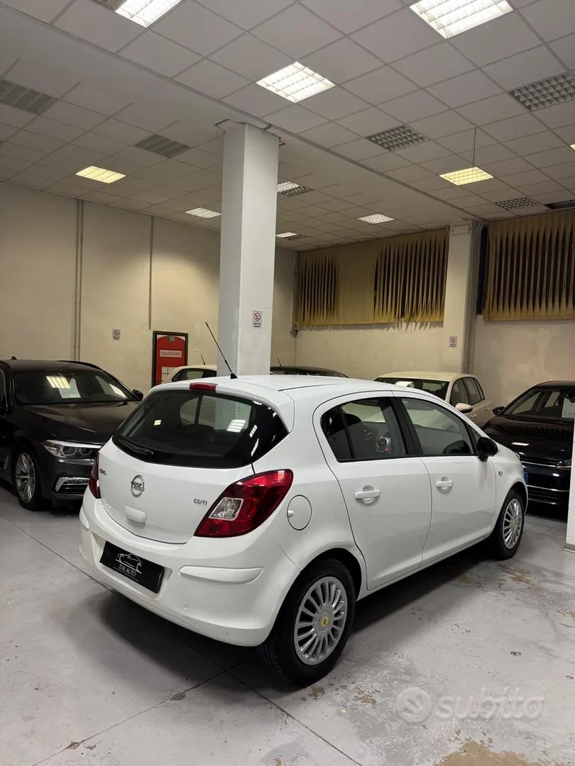 Opel Corsa 2011 photo 5