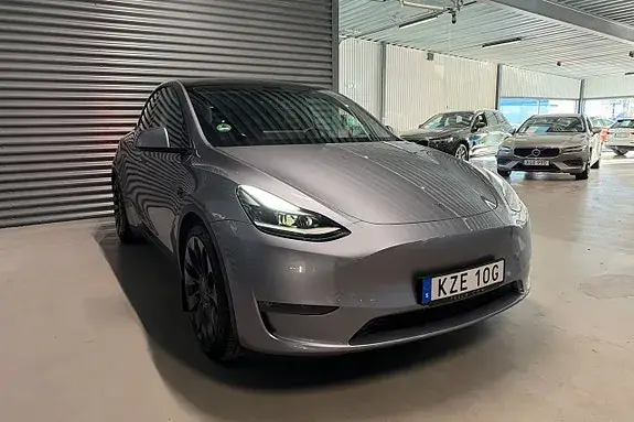 Tesla Model Y 2023 photo 3