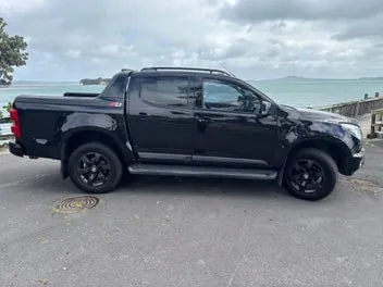 Holden Colorado 2016 photo 2