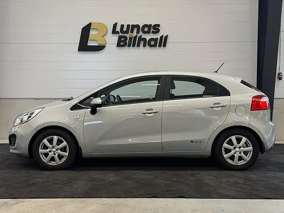 Kia Rio 2012 photo 3