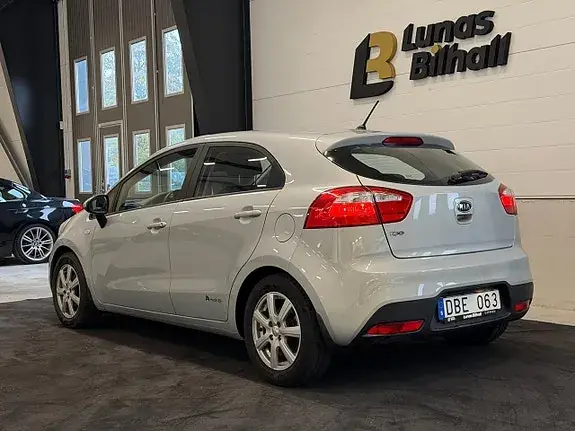Kia Rio 2012 photo 4