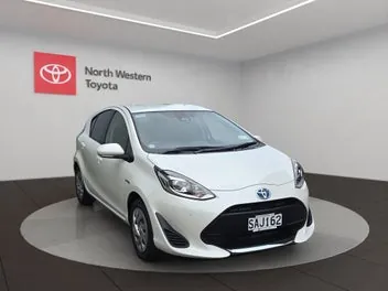 Toyota Aqua 2020 photo 2