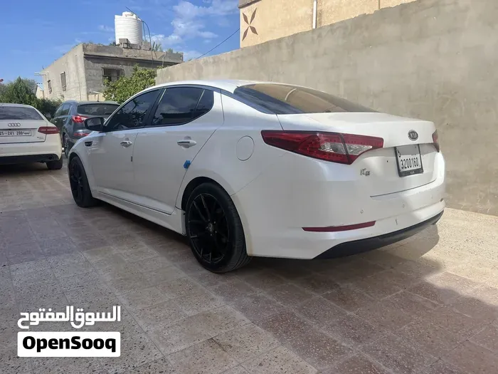 Kia K5 2012 photo 4