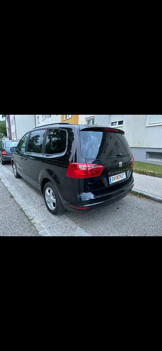 Seat Alhambra 2011 photo 3