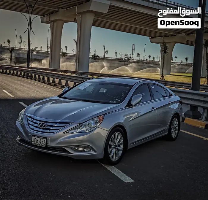 Hyundai Sonata 2012 photo 2
