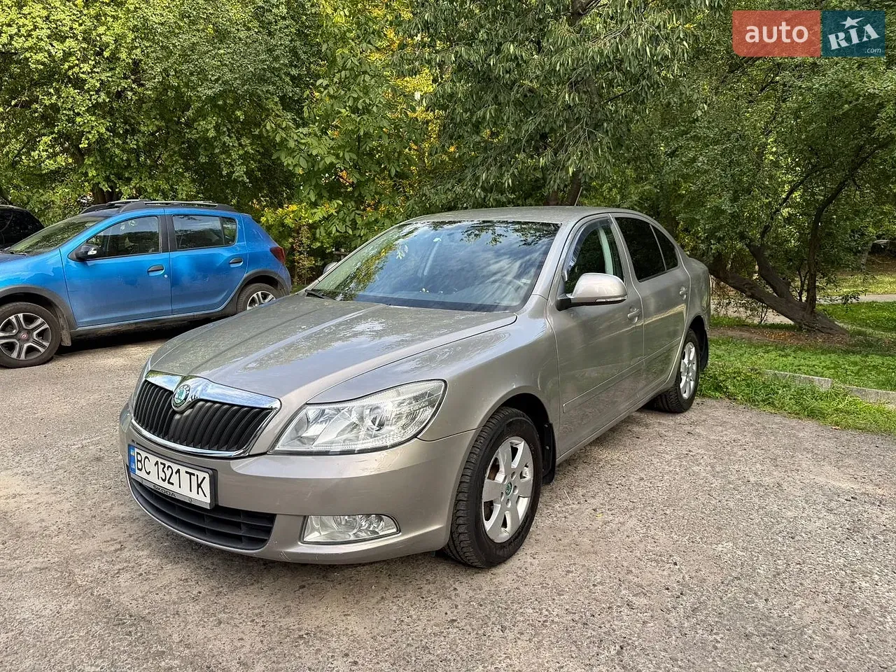 Skoda Octavia 2011 photo 4