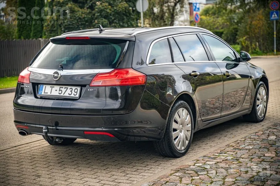 Opel Insignia 2010 photo 4