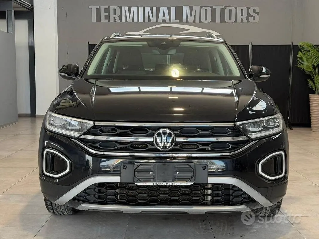 Volkswagen T-Roc 2022 photo 3