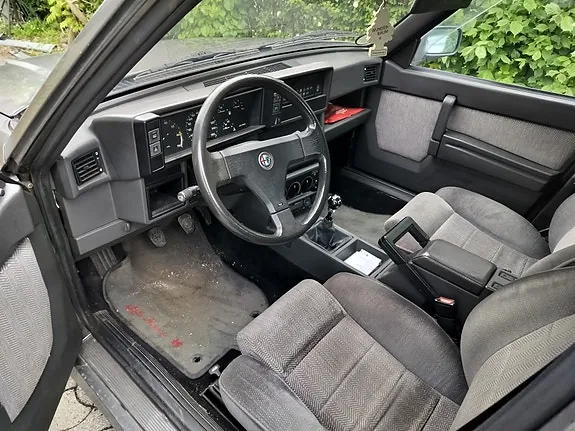 Alfa Romeo 75 1989 photo 5