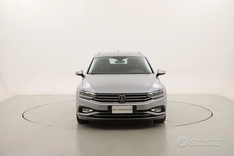 Volkswagen Passat Variant 2022 photo 2