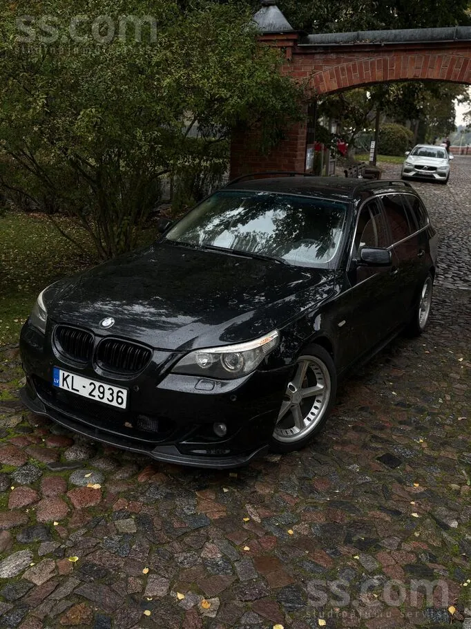 BMW 530D 2004 photo 4