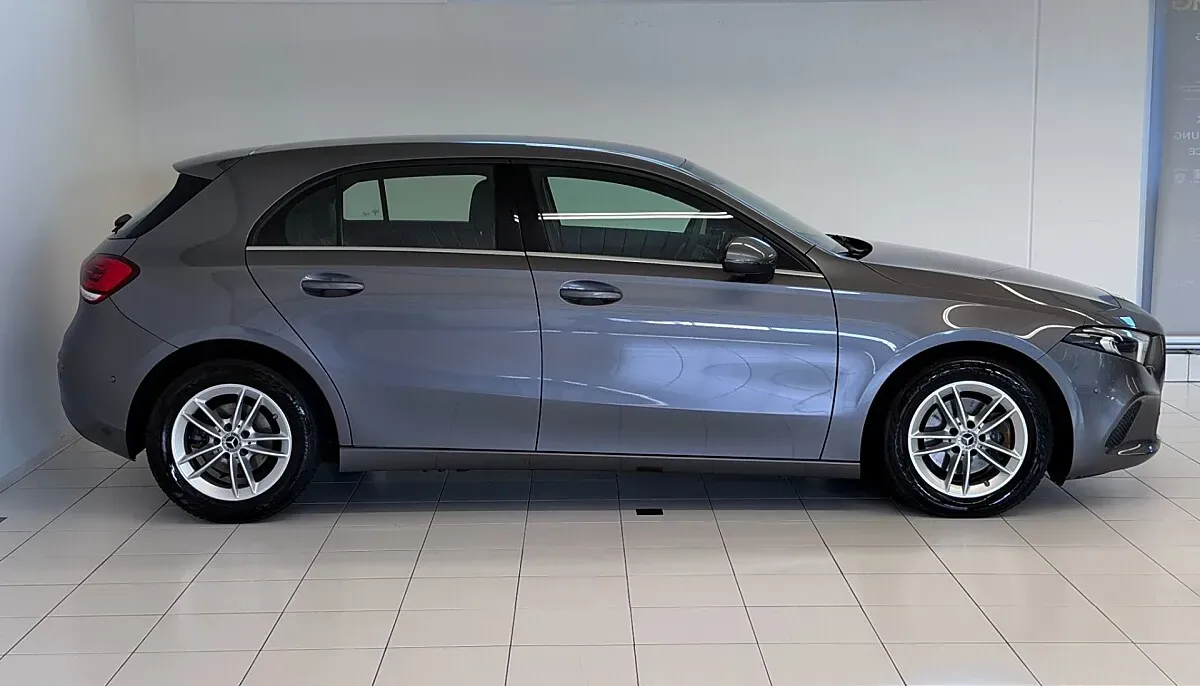 Mercedes-Benz A-Class 2019 photo 3