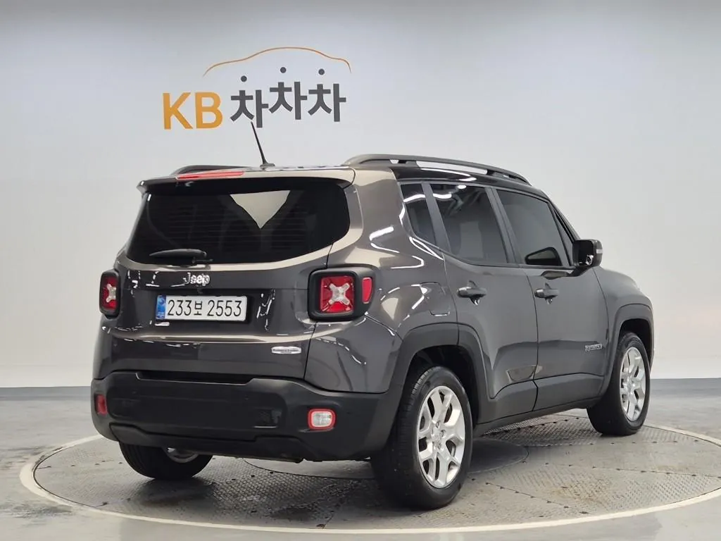 Jeep Renegade 2017 photo 3