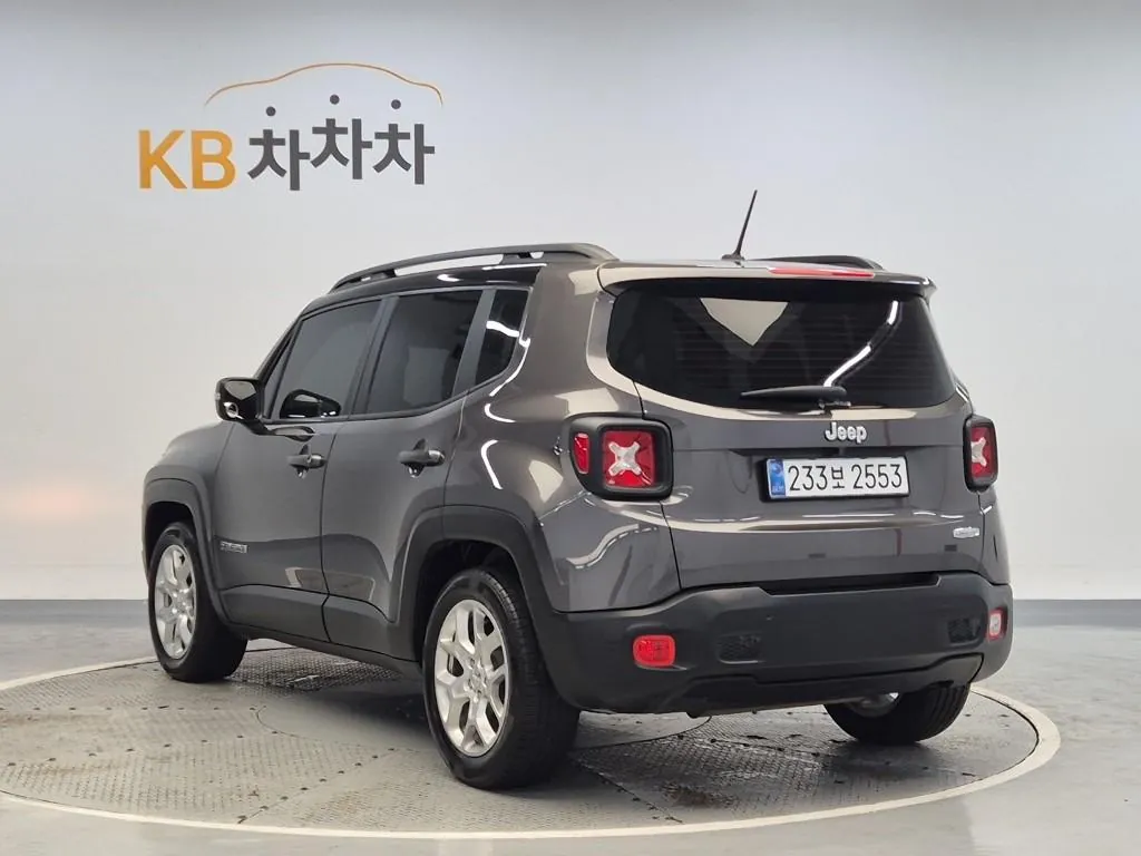 Jeep Renegade 2017 photo 2