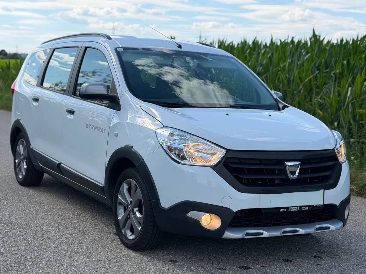 Dacia Lodgy 2016 photo 3