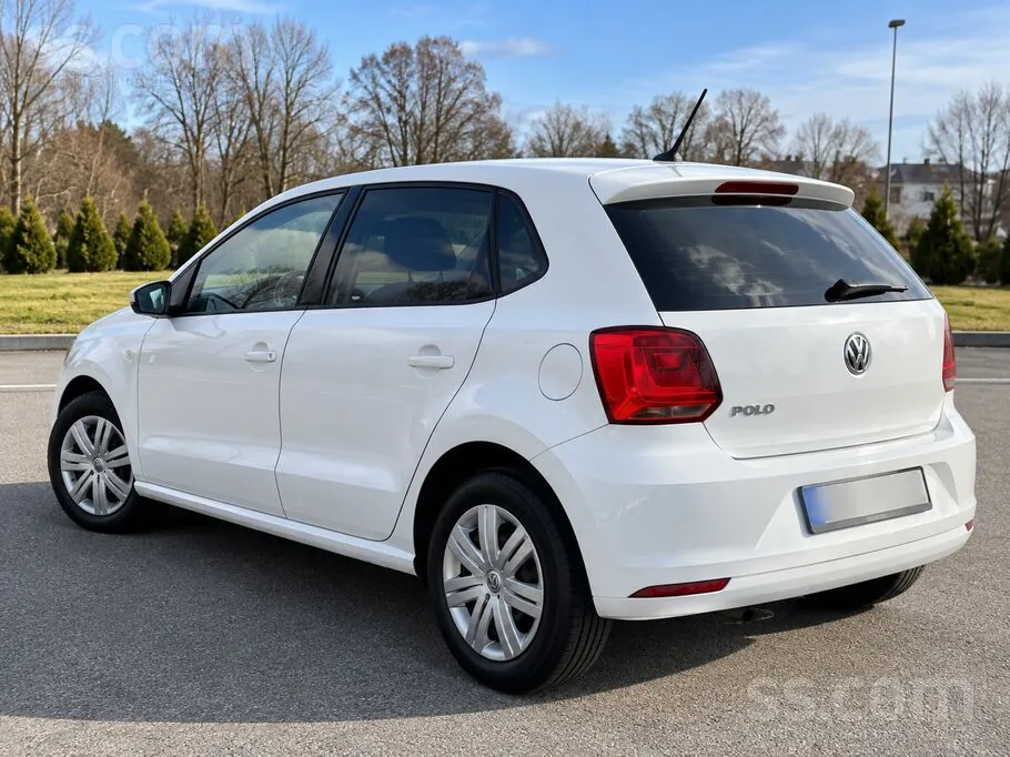 Volkswagen Polo 2015 photo 3