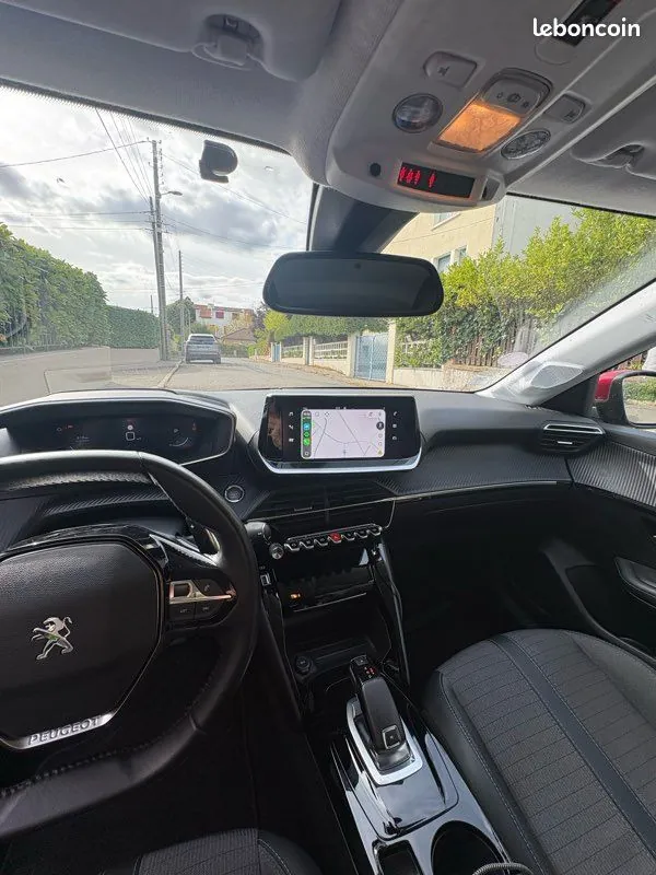 Peugeot 208 2020 photo 4