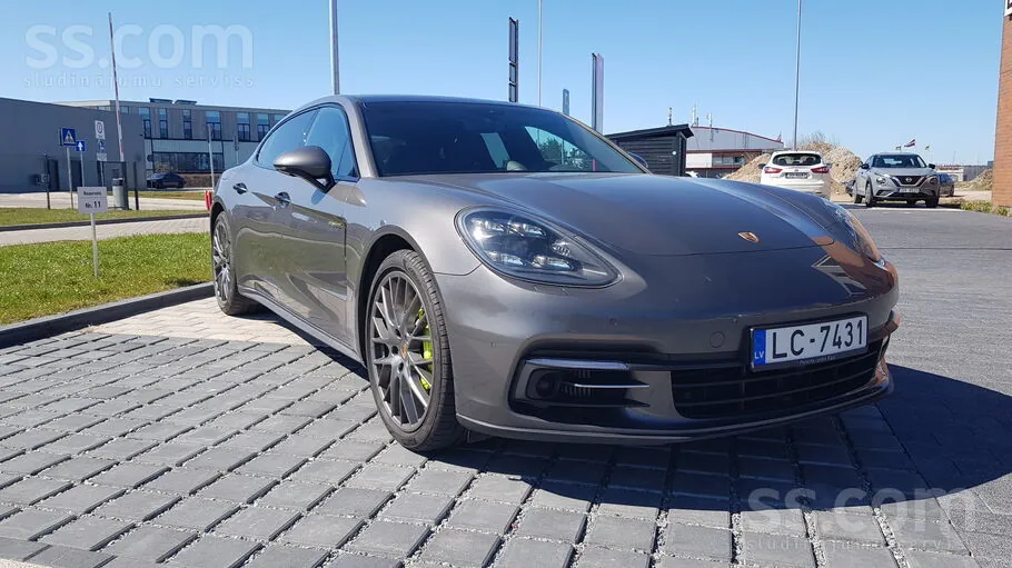 Porsche Panamera