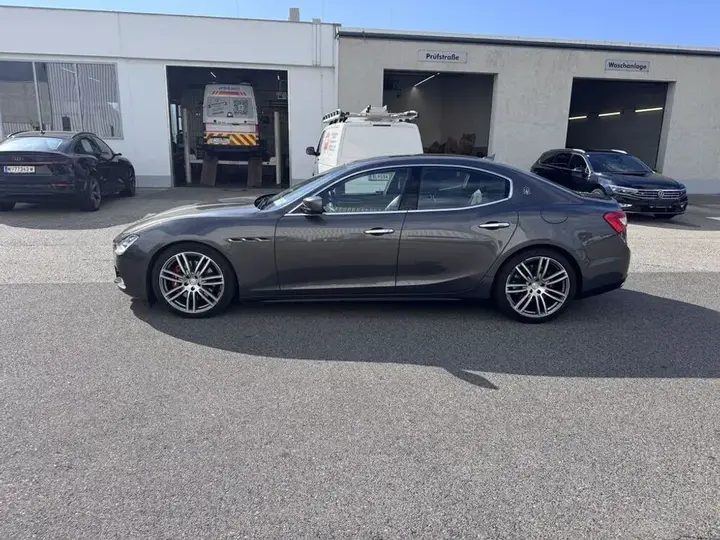 Maserati Ghibli 2015 photo 2