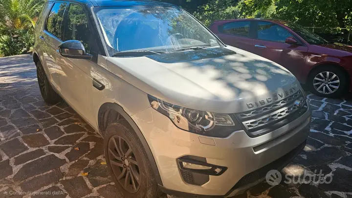 Land Rover Discovery Sport 2017 photo 2