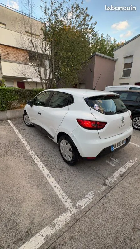 Renault Clio 2015 photo 3