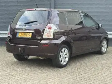 Toyota Verso 2009 photo 2