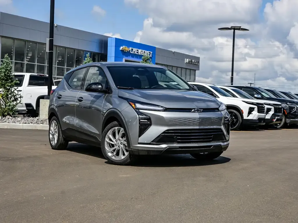 Chevrolet Bolt 2027 photo 2