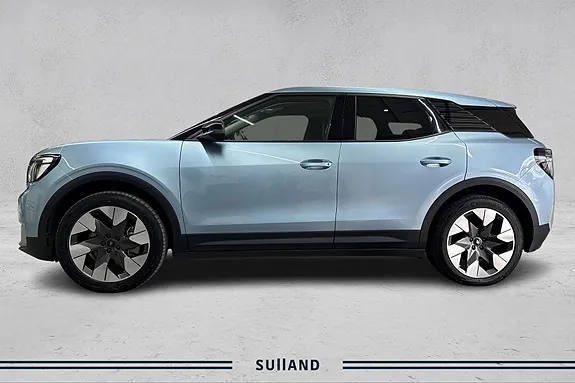 Ford Explorer 2026 photo 2